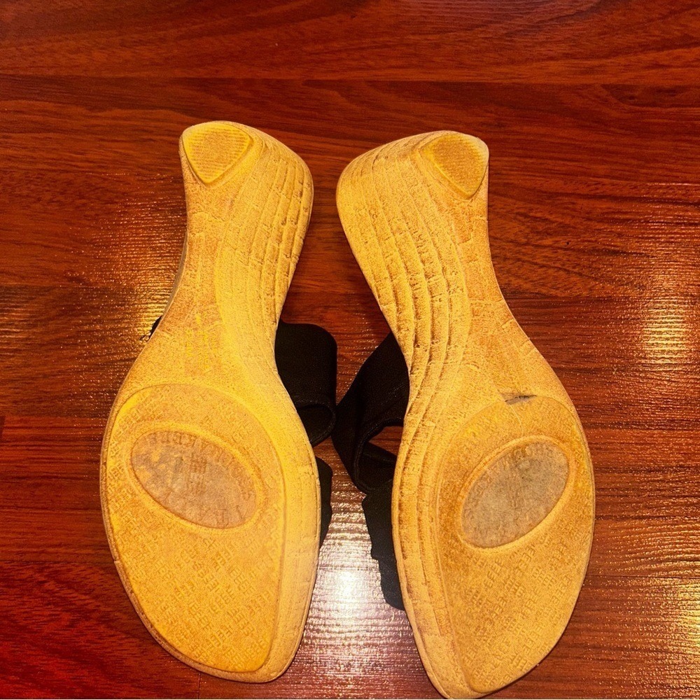 Italian Shoemakers Black Bow Wedge Sandals Slide Mules Made in Italy Womens 8.5M - Picture 6 of 8